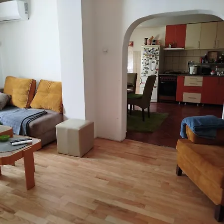 Bukuljska Kuca * 아란젤로바츠