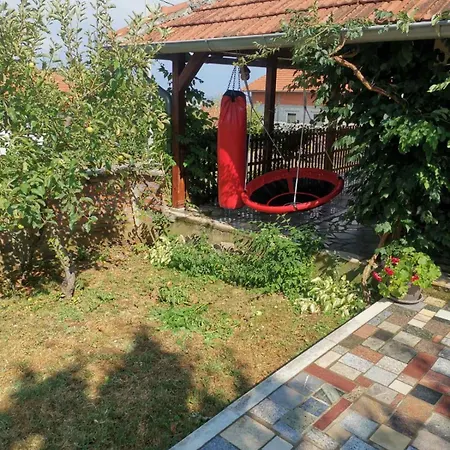 Bukuljska Kuca 빌라 아란젤로바츠